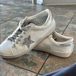 White Sneakers with Silver Star Accent